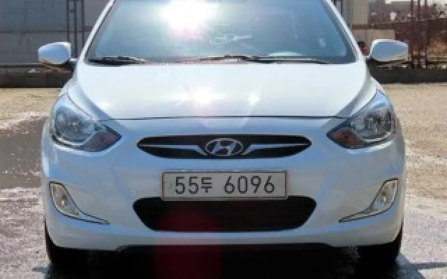 엑센트신형 1.4VVT 프리미어 현대 2011/06 93,867km